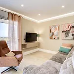 Ocean View Apartamento *