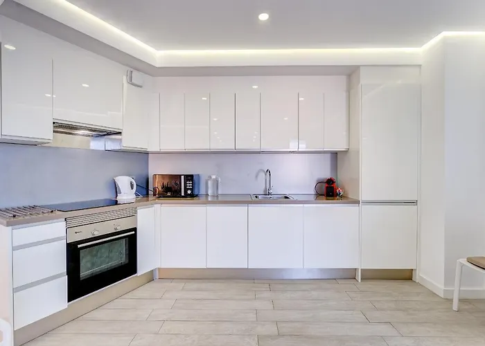 Ocean View Адехе